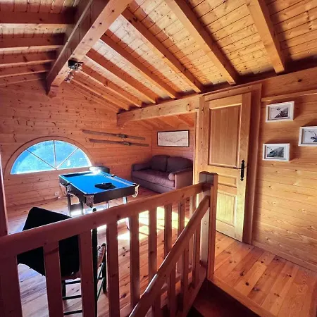 Mountain With Panoramic Views Sleeps 9 * Les Gets